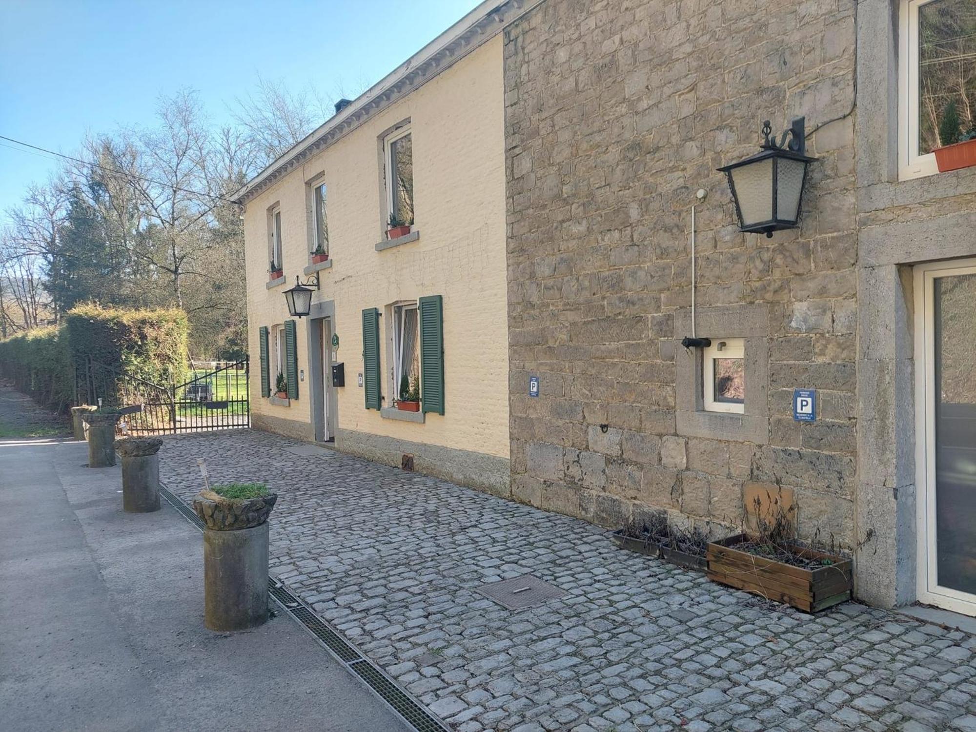 Bed and Breakfast Au Doux Chardon Durbuy Exterior foto